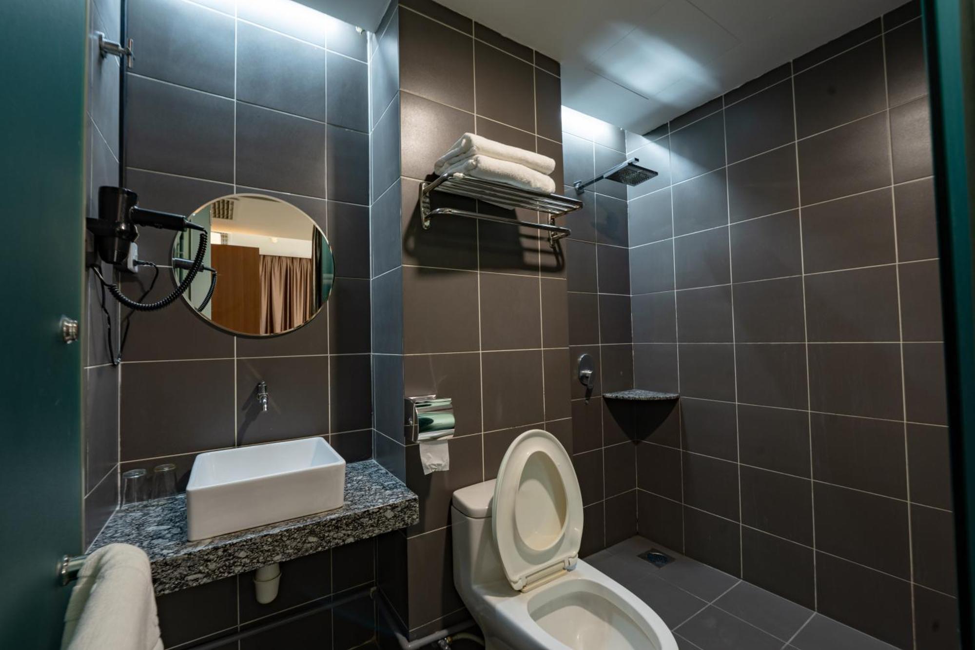 Green Hotel Puchong Eksteriør billede